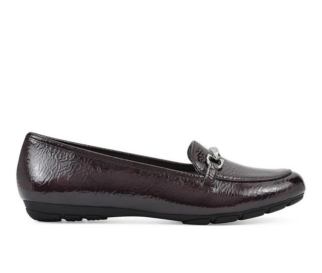 Women's Cliffs by White Mountain Glowing Loafers in Burgundy color