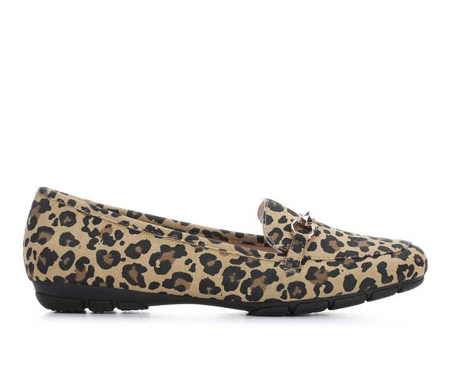 Women's Cliffs by White Mountain Glowing Loafers in Leopard color