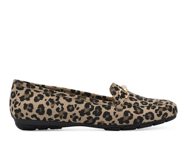 Women's Cliffs by White Mountain Glowing Loafers in Leopard w color