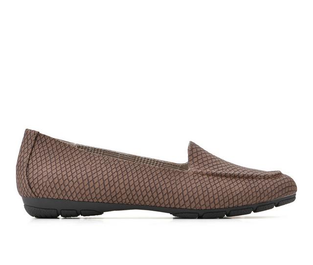Women's Cliffs by White Mountain Gracefully Flats in Brown Print color
