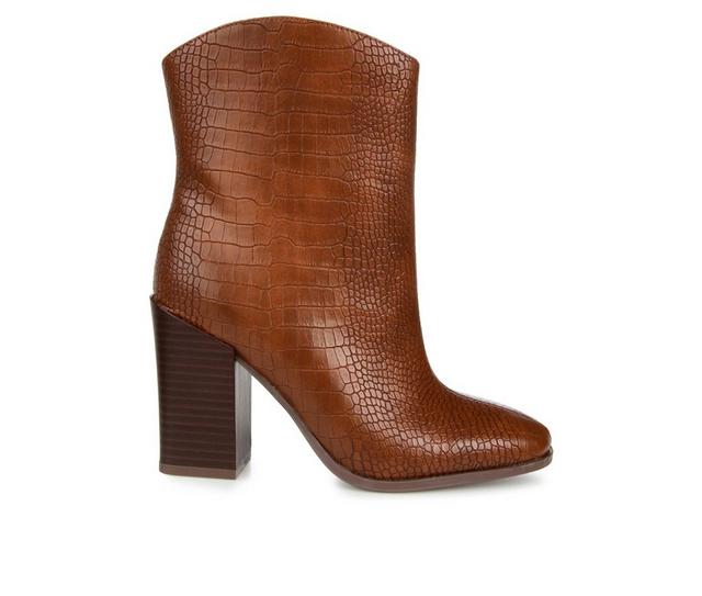 Women's Journee Collection Brekinn Western Boots in Brown color