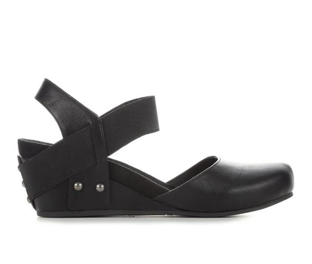 Women's Vintage 7 Eight Freedom Wedges in Black color