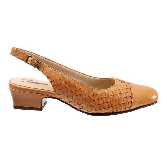 Women's Trotters Dea Woven Slingback Pumps in Bone color