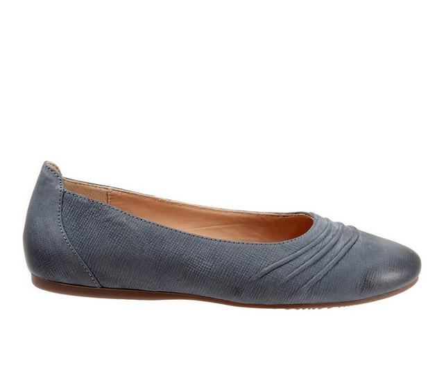 Women's Softwalk Safi Flats in Denim Nubuck color