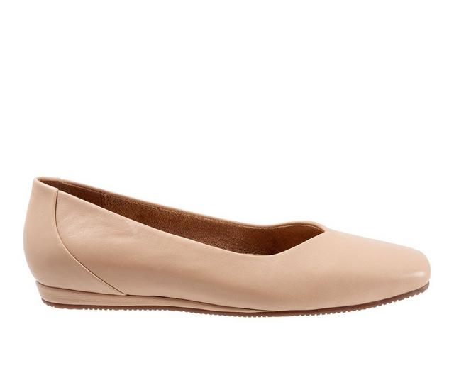 Women's Softwalk Vellore Flats in Nude color