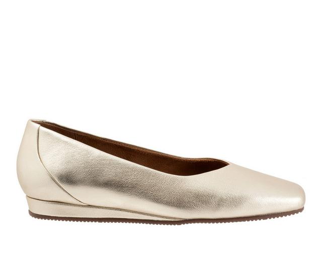 Women's Softwalk Vellore Flats in Champagne color