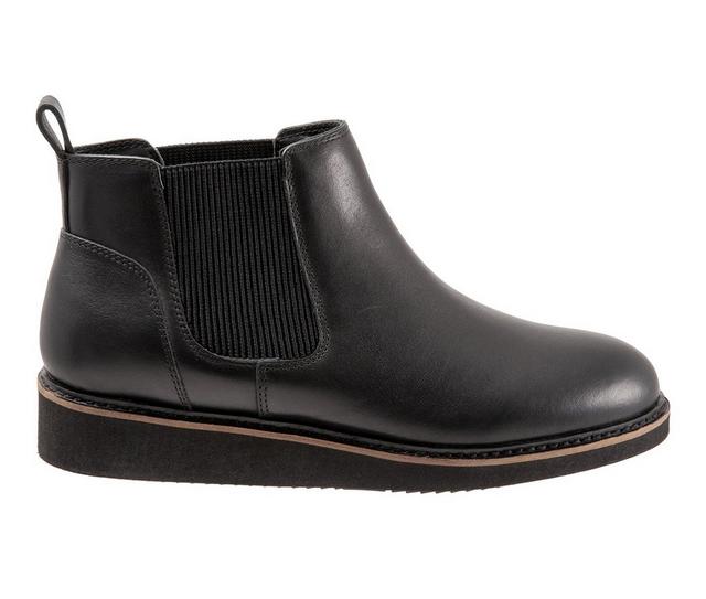 Women's Softwalk Wildwood Chelsea Boots in Black color