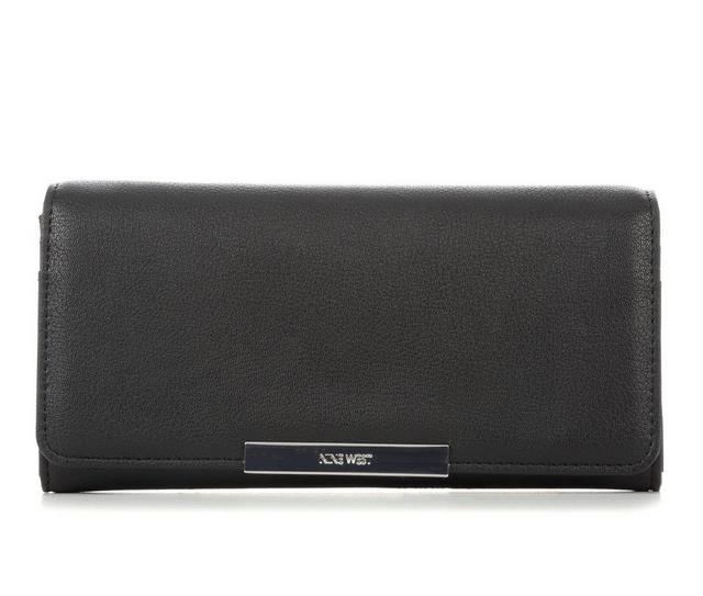 Nine West Verna Organizer Wallet in Black S22 color