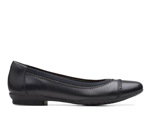Women's Clarks Sara Bay Ballet Flats in Black Leather color