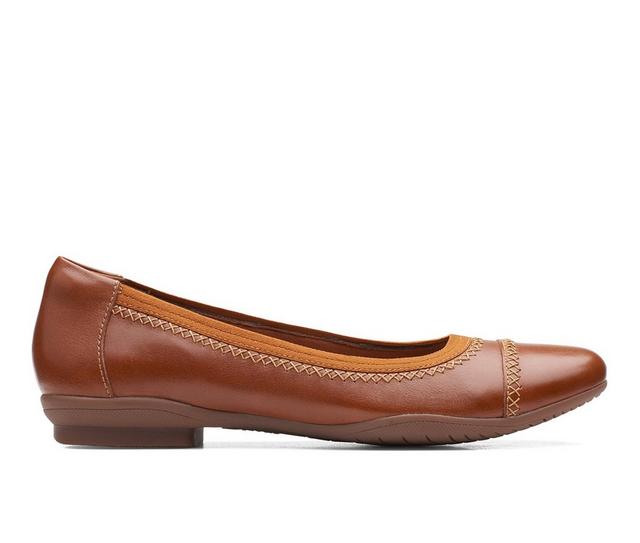 Women's Clarks Sara Bay Ballet Flats in Caramel Leather color
