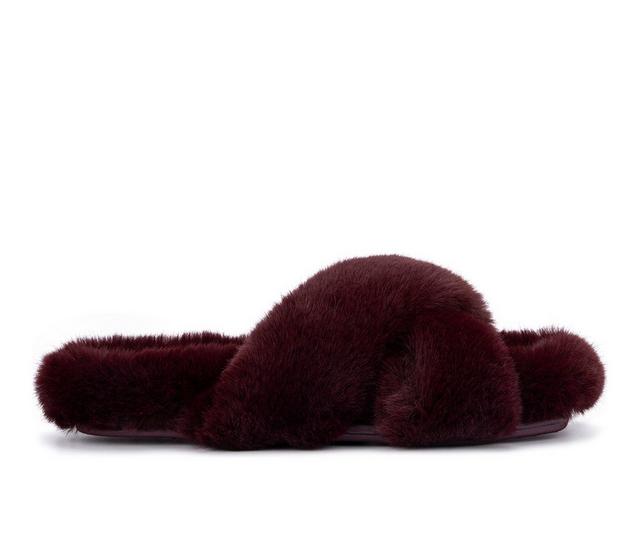 Torgeis Luna Cozy Slides in Burgundy color