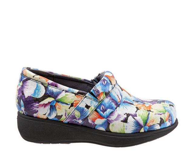 Women's Softwalk Meredith Slip-Resistant Clogs in Tropical Floral color