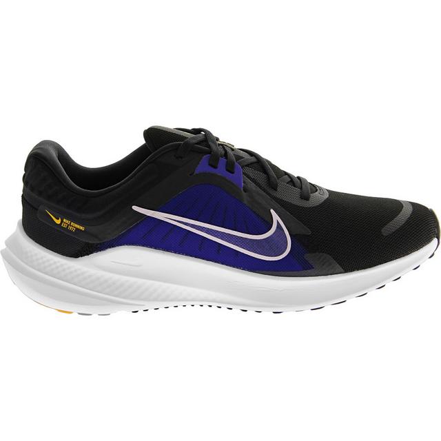 Women's Nike Quest 5 Running Shoes in Black/Black color