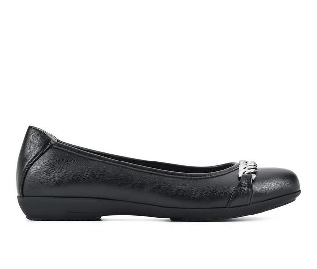 Women's Cliffs by White Mountain Charmed Flats in Black Smooth color