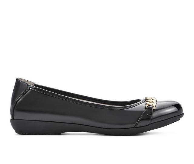 Women's Cliffs by White Mountain Charmed Flats in Black Patent color