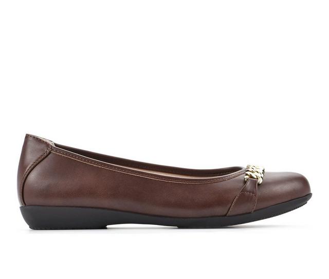 Women's Cliffs by White Mountain Charmed Flats in Brown/Smooth W color