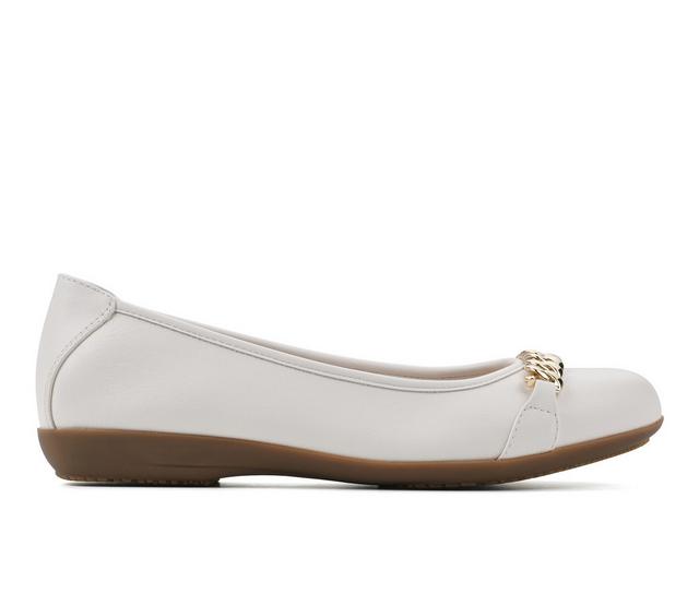Women's Cliffs by White Mountain Charmed Flats in Cream Smooth color