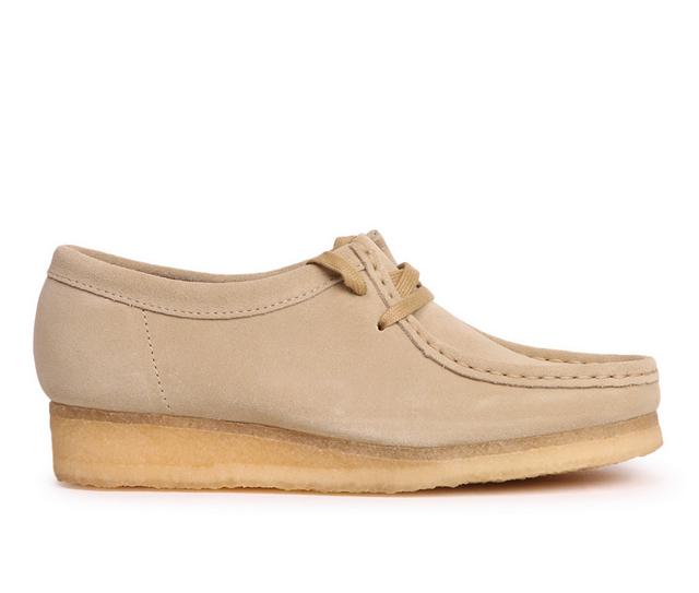 Women's Clarks Wallabee-W in Maple Sue color