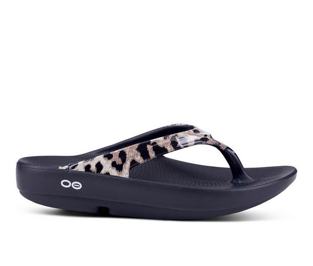 Women's Oofos Oolala Limited Thong Sandals in CHEETAH color