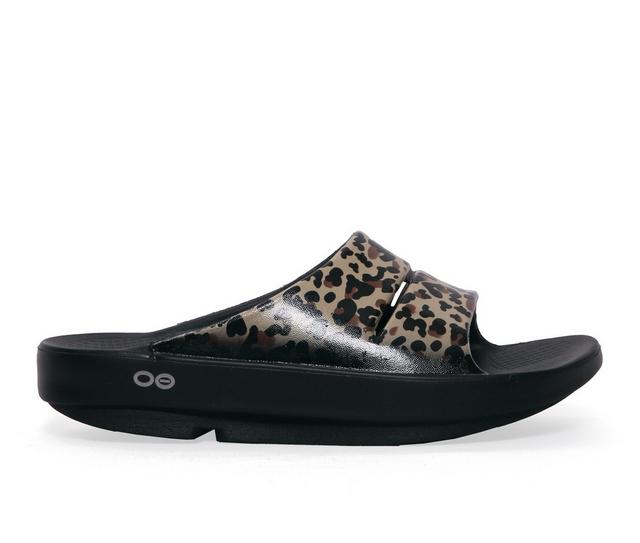 Women's Oofos Ooahh luxe Limited Sandals in Black Leopard color