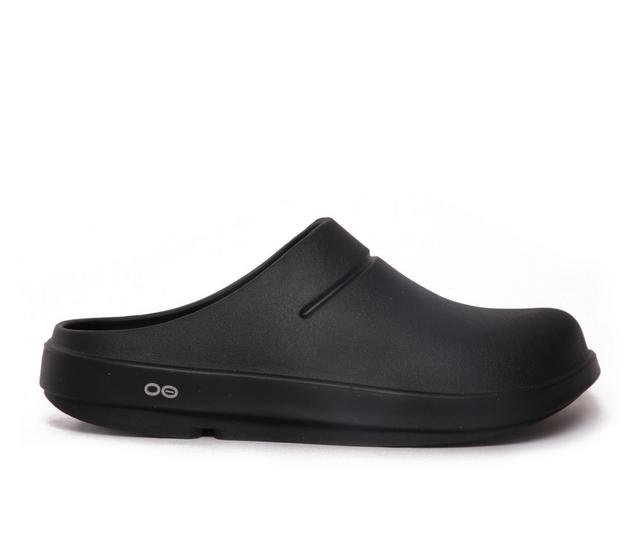 Adults' Oofos Oocloog in Black color