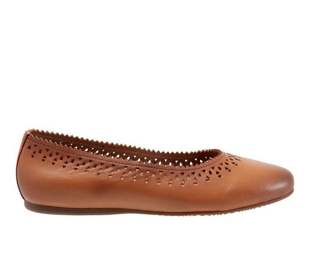 Women's Softwalk Selma Flats in Tan color