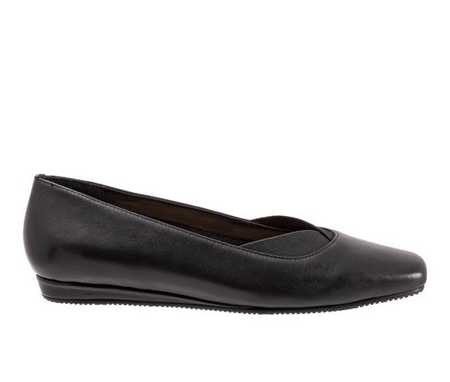 Women's Softwalk Vianna Flats in Black color