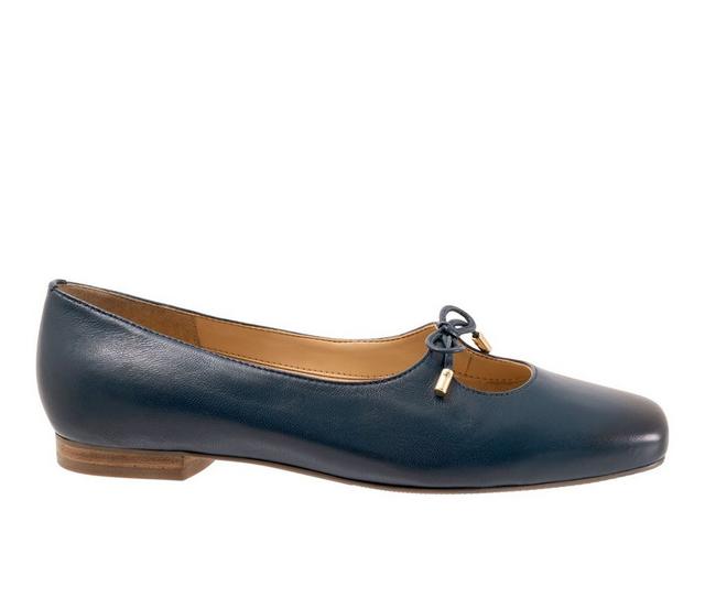 Women's Trotters Honestly Flats in Navy color