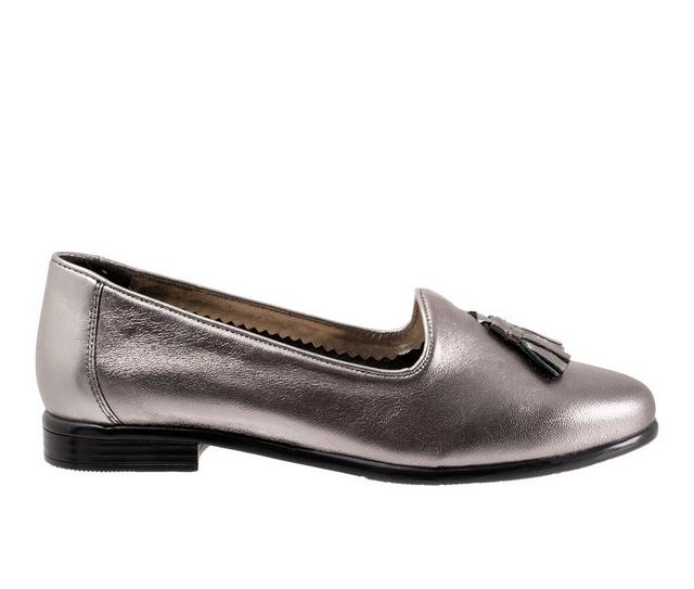 Women's Trotters Liz Tassel Loafers in Pewter color