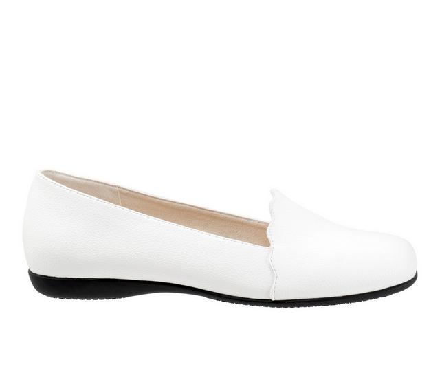 Women's Trotters Sage Flats in White color