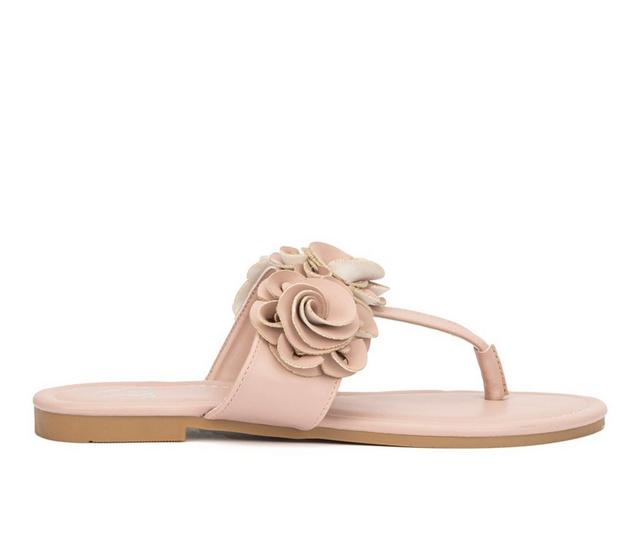 Women's New York and Company Liana Sandals in Nude color