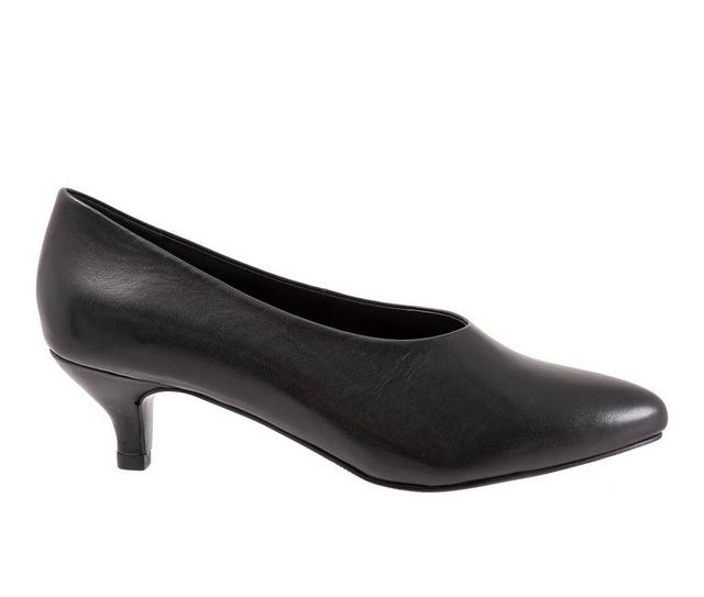 Women's Trotters Kimber Pumps in Black color