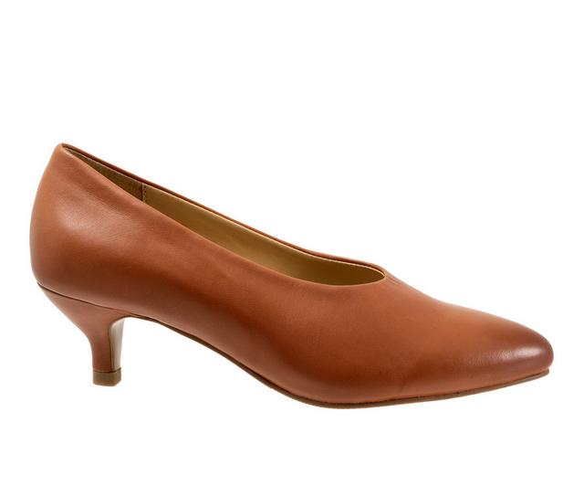 Women's Trotters Kimber Pumps in Luggage color
