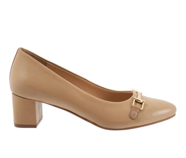 Women's Trotters Kenzie Pumps in Nude color