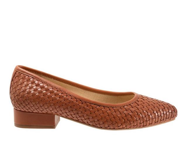 Women's Trotters Jade Pumps in Luggage color