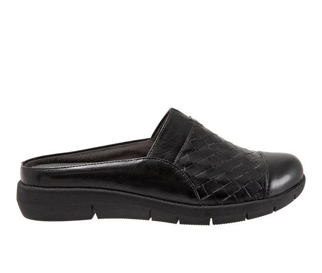 Women's Softwalk San Marcos II Clogs in Black color