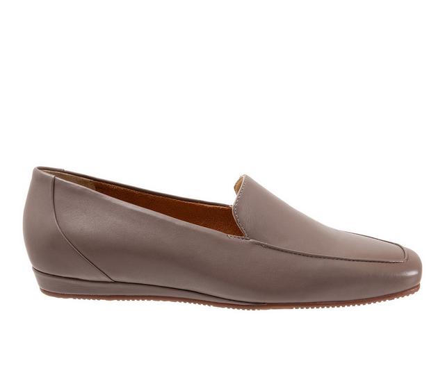 Women's Softwalk Vista Loafers in Taupe color