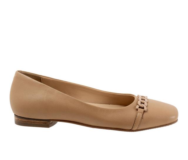 Women's Trotters Harmony Flats in Nude color