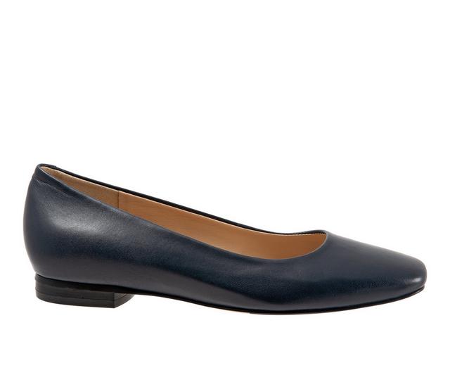 Women's Trotters Honor Flats in Navy color