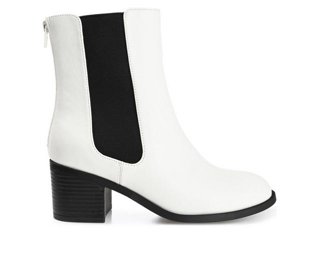 Women's Journee Collection Tayshia Block Heel Chelsea Booties in White color