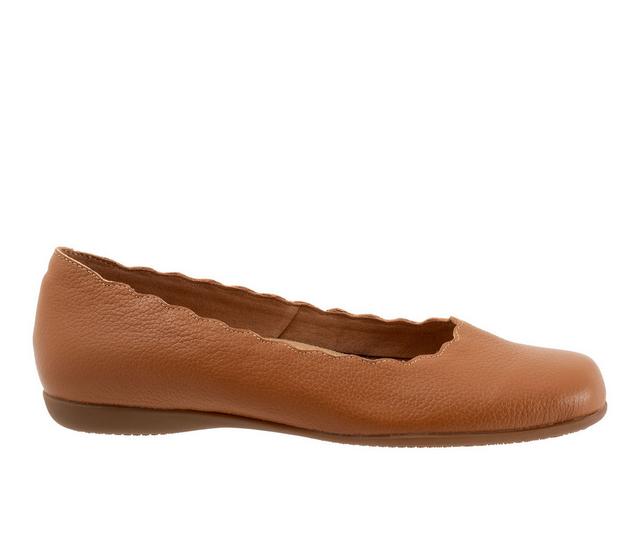 Women's Trotters Sabine Flats in Luggage color