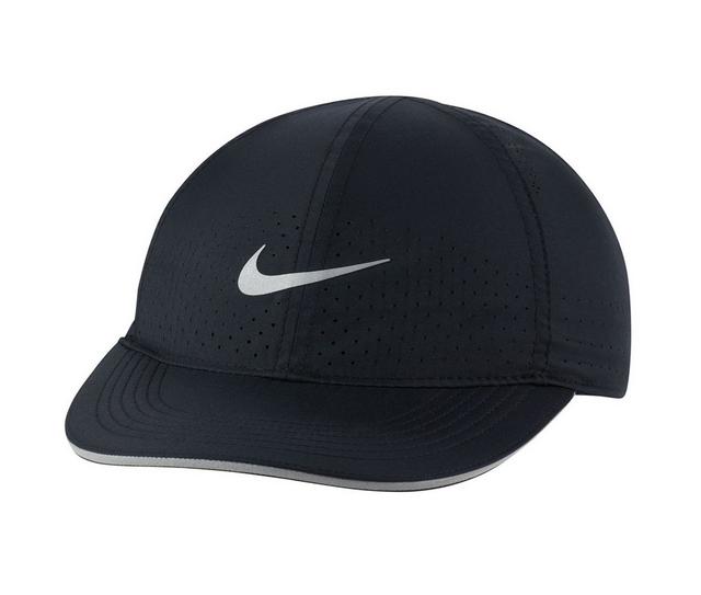 Nike Women's Nike FTHLT Cap in Blk/Reflect Slv color