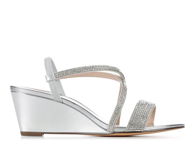 Women's Touch Of Nina Neisha 1 Special Occasion Shoes in Silver color
