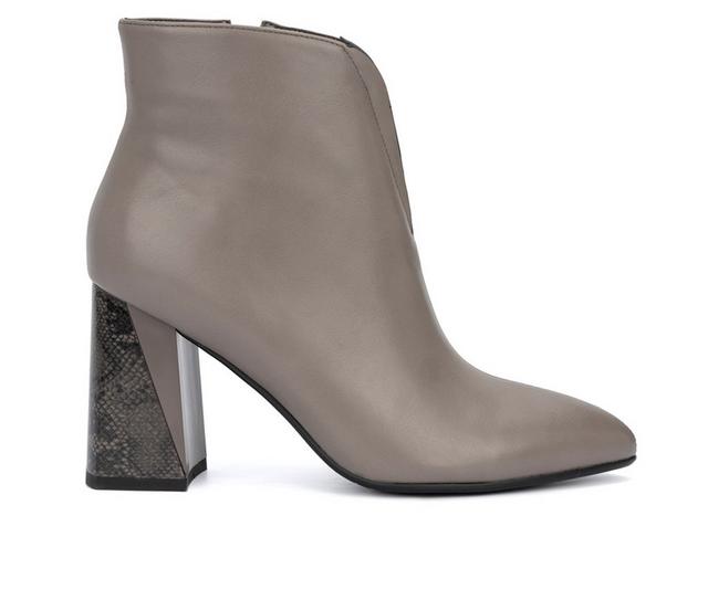 Women's Torgeis Lailah Heeled Booties in Grey color