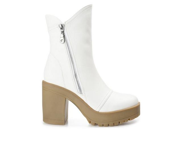 Women's Journee Collection Jaquie Block Heel Platform Booties in White color