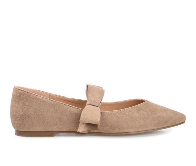 Women's Journee Collection Aizlynn Flats in Taupe color