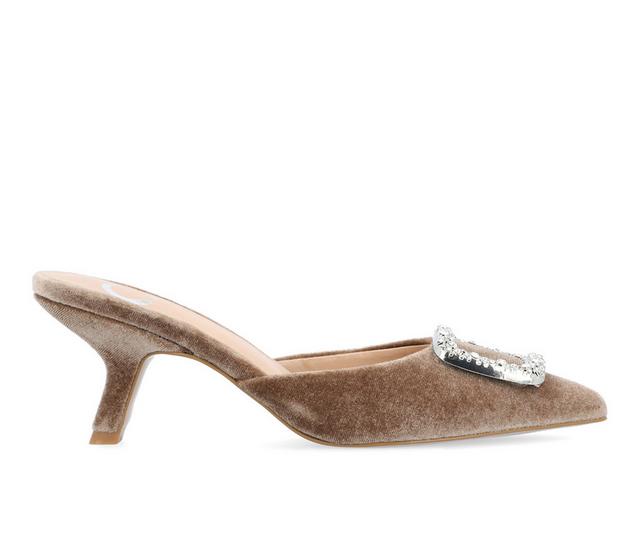 Women's Journee Collection Rishie Pumps in Taupe color