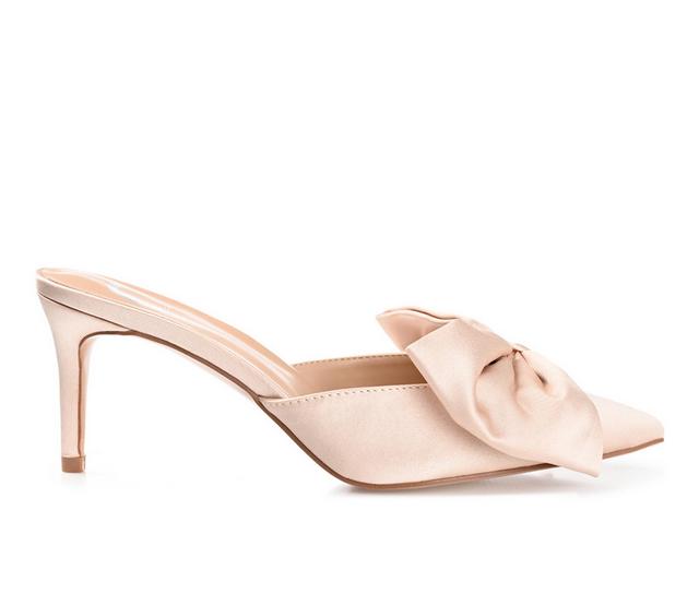 Women's Journee Collection Tiarra Pumps in Ivory color