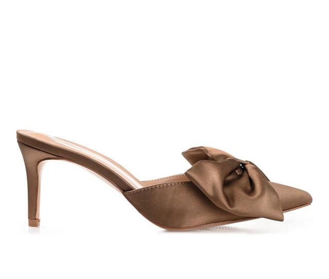 Women's Journee Collection Tiarra Pumps in Brown color