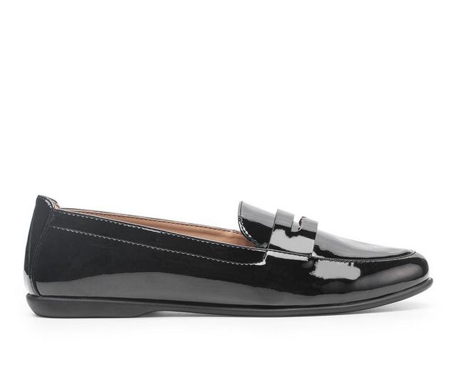 Women's Me Too Bara Loafers in Black color